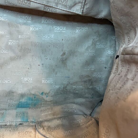 Michael Kors Charlotte Jet Set Saffiano Leather Clip XL Tote Handbag - Picture 16 of 16